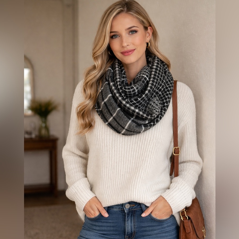 NWT Maurices Infinity Scarf Black and White Patterned sweater knit multi-way - Picture 4 of 15